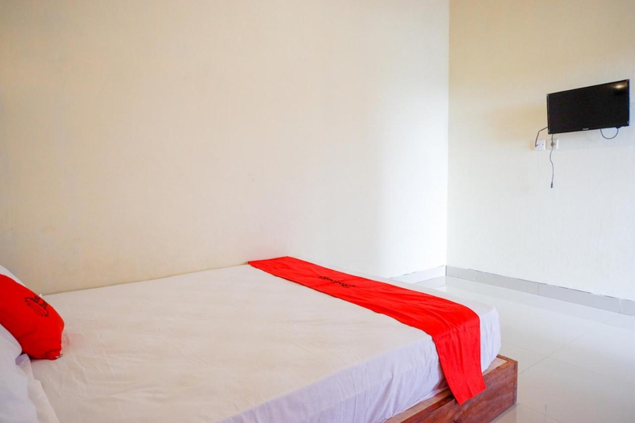 Reddoorz Near Candi Cetho Karanganyar Karanganyar  المظهر الخارجي الصورة